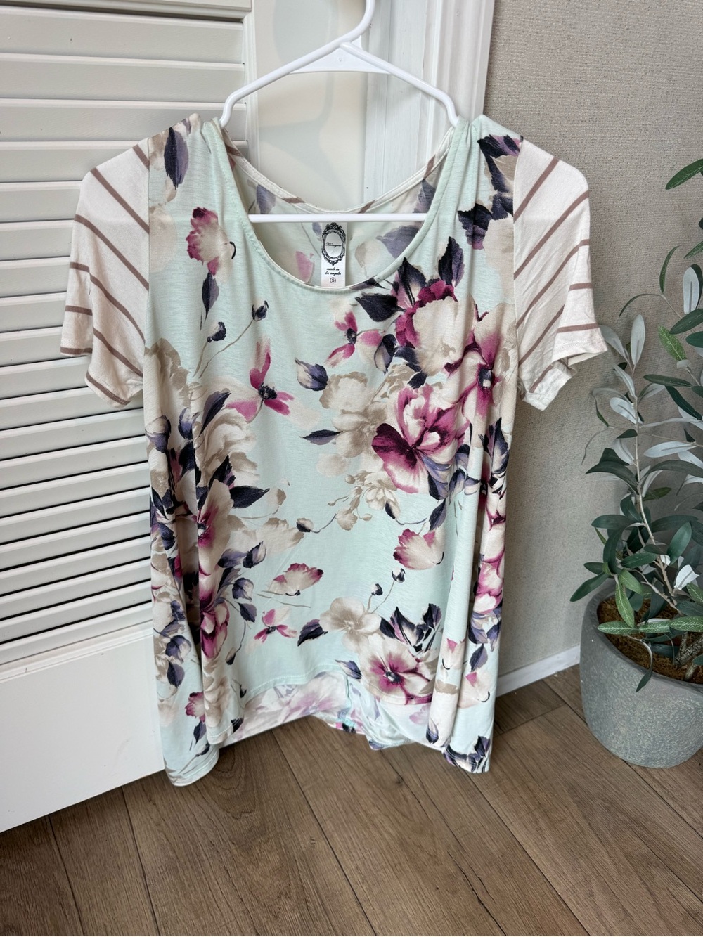 Honey Me Floral Mint Short Sleeve Tee with Stripe Sleeves
